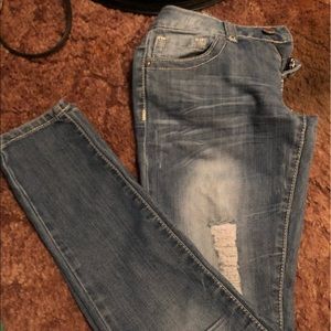 Almost famous size 5 skinny jeans
